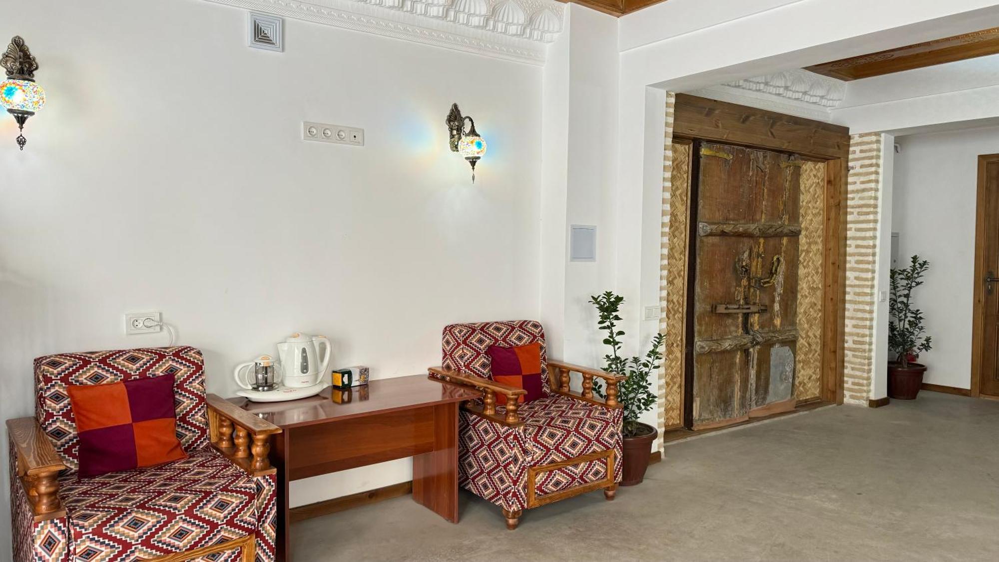 Mahbubakhon Guest House In Old City Buchara Exteriér fotografie